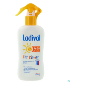 Ladival Sonnenschutzspray für Kinder mit sehr hoher Schutzfaktor 50+, in einer weißen Plastikflasche mit gelbem Spraykopf.