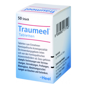 Packung mit Traumeel-Tabletten für die homöopathische Behandlung von Verletzungen und Verstürzen