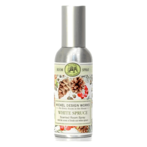 Raumspray von Michel Design Works in einem silbernen Zerstäuber mit botanischem Design und Duftbeschreibung.