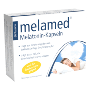 Packung mit melamed Melatonin-Kapseln, die zur Linderung von Jetlag-Symptomen und zur Verkürzung der Einschlafzeit beitragen.