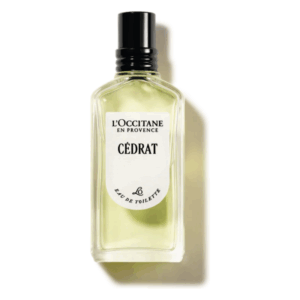 Flasche Eau de Toilette von L'Occitane mit hellem, transparentem Inhalt und schwarzem Verschluss.